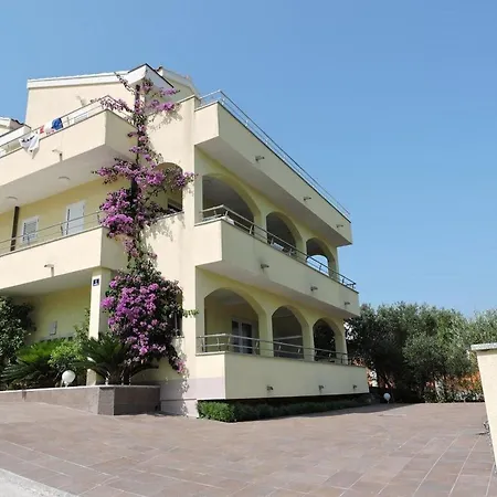 公寓 Moonlight - Two Bedroom With Sea View Terrace Family